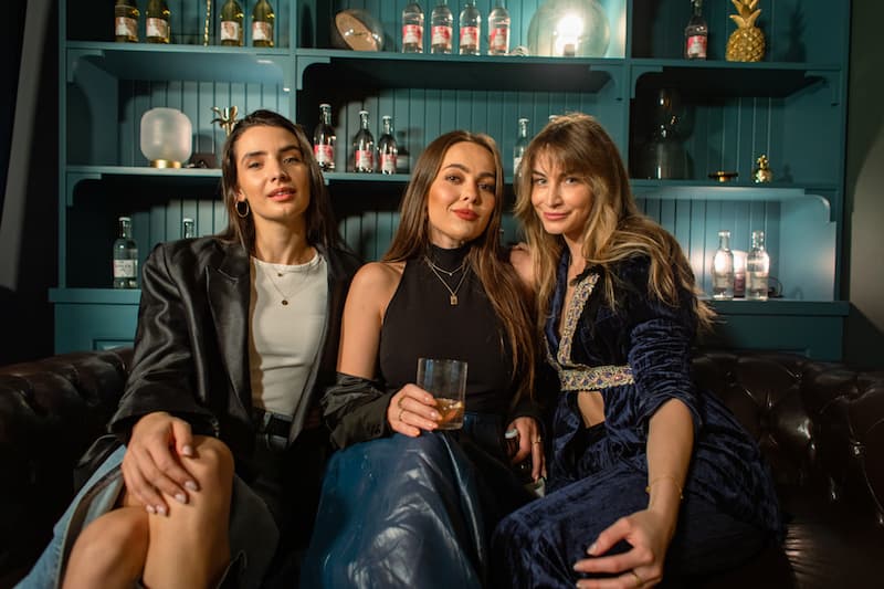 Česi a Slováci by uvítali viac času pre seba, každý druhý pracuje pravidelne nadčas